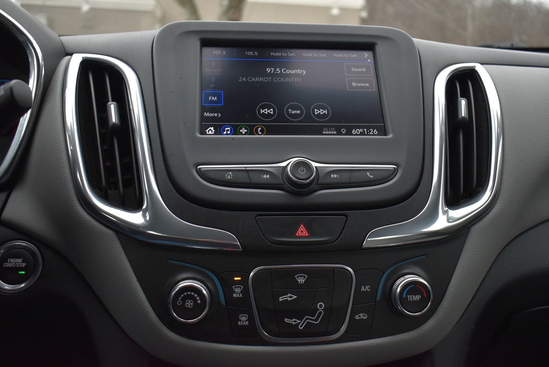 Used 2020 Chevrolet Equinox LS image 23