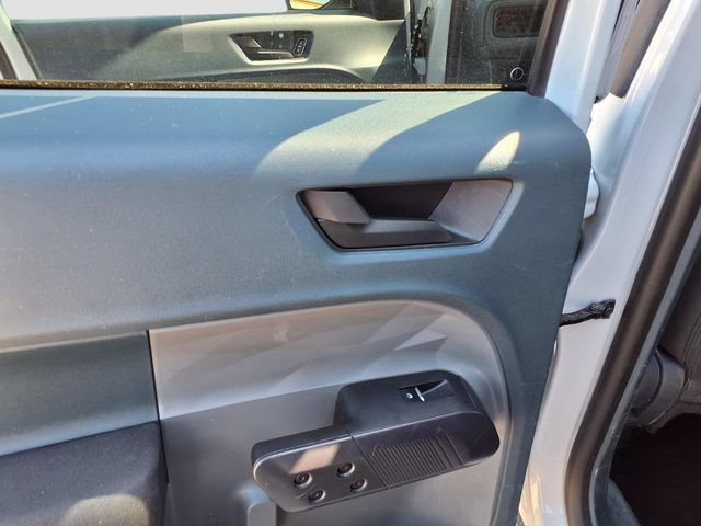 Certified 2025 Ford Maverick XL w/ Equipment Group 102A AWD/4WD image 8