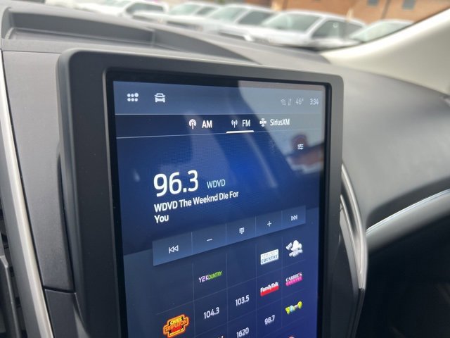 Certified 2022 Ford Edge SEL w/ Convenience Package image 13