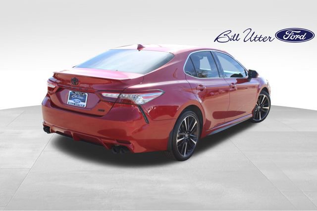 Used 2019 Toyota Camry XSE image 5