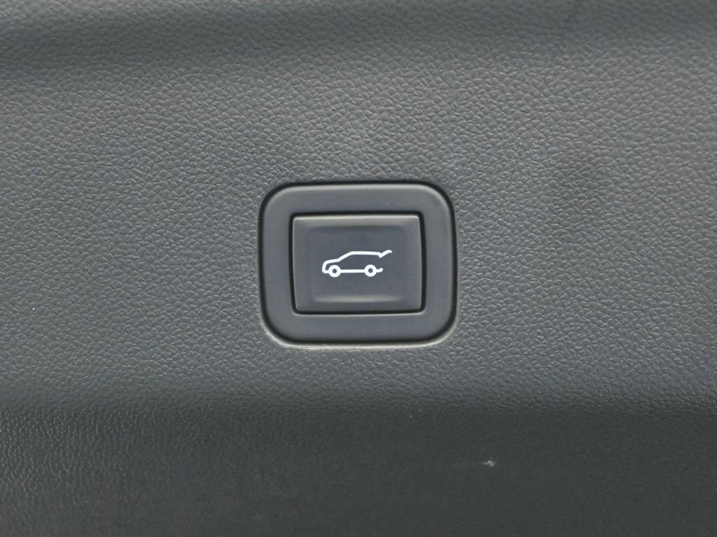 Used 2023 GMC Yukon Denali Ultimate image 60