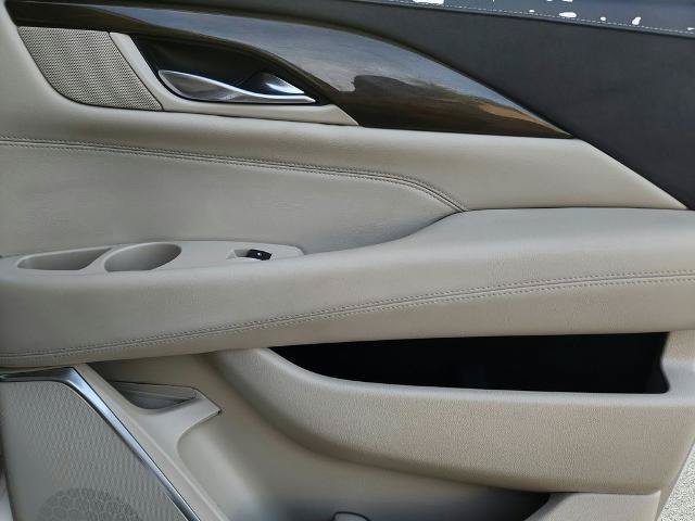 Used 2020 Cadillac Escalade ESV Luxury RWD image 29