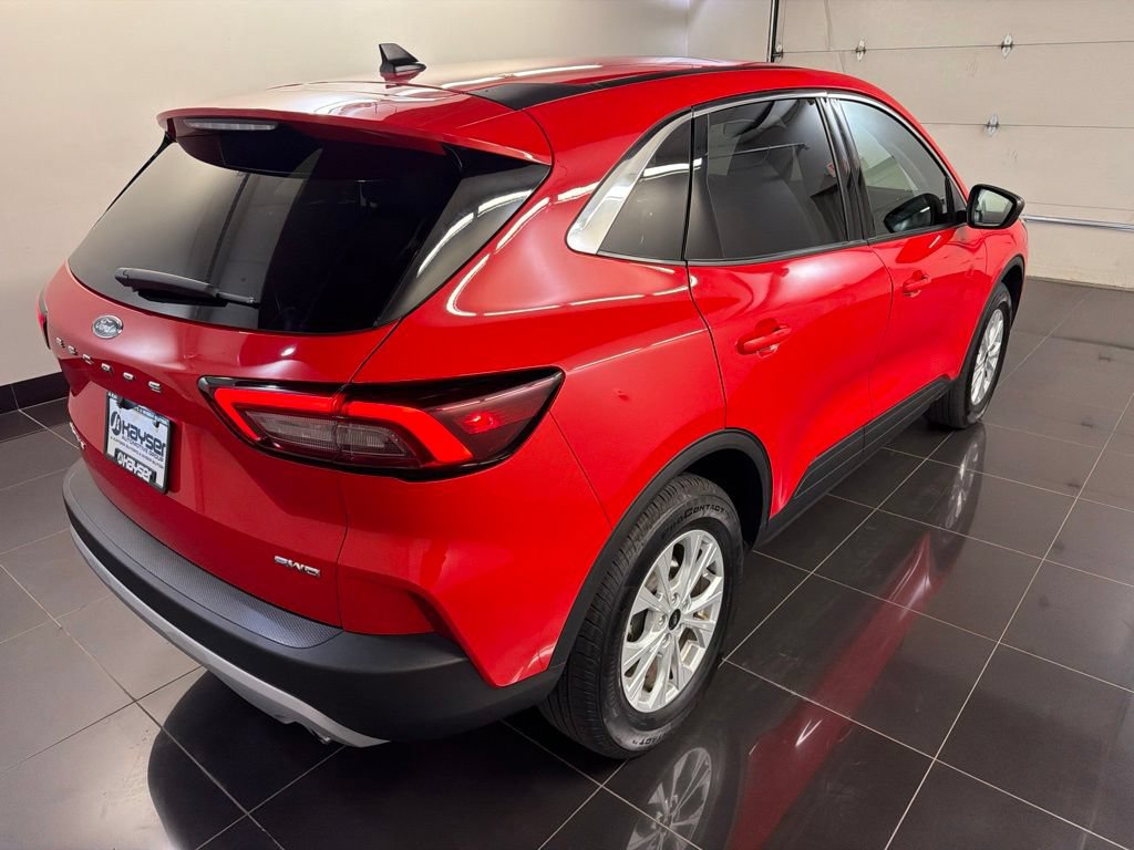 Certified 2024 Ford Escape Active AWD/4WD image 6