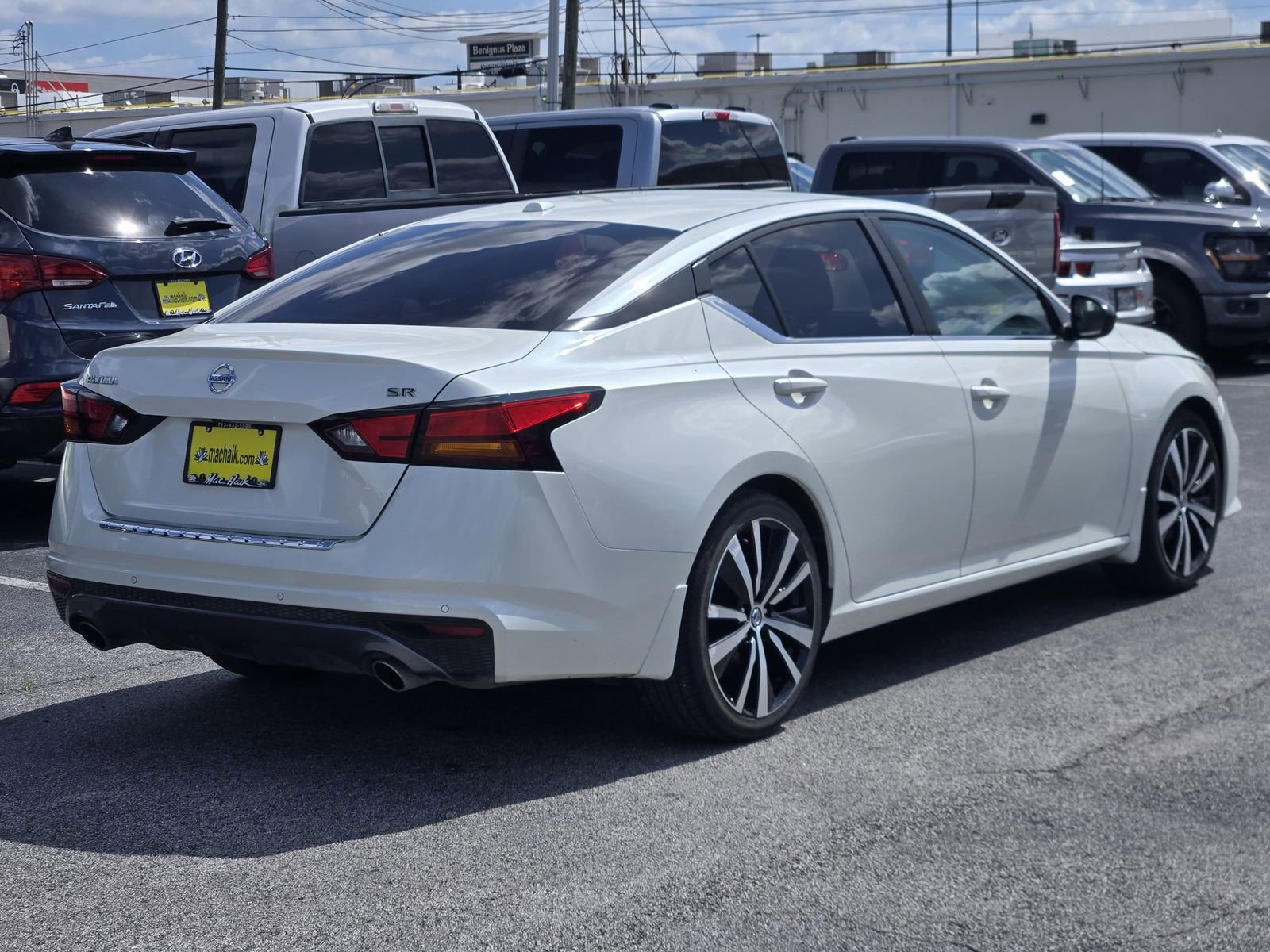 Used 2020 Nissan Altima 2.5 SR FWD image 8
