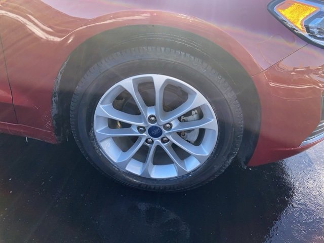 Certified 2019 Ford Fusion SEL image 9