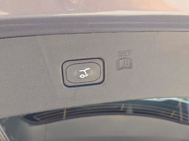 Certified 2024 Ford Edge SEL w/ Sport Appearance Package AWD/4WD image 16