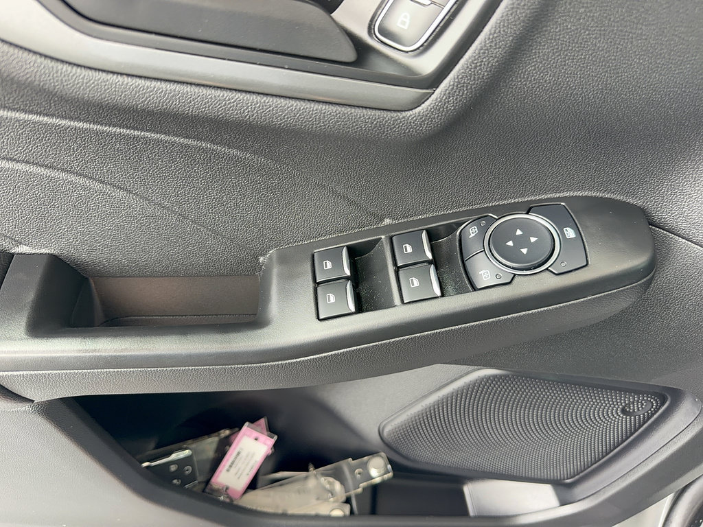 Certified 2025 Ford Escape Active FWD image 10