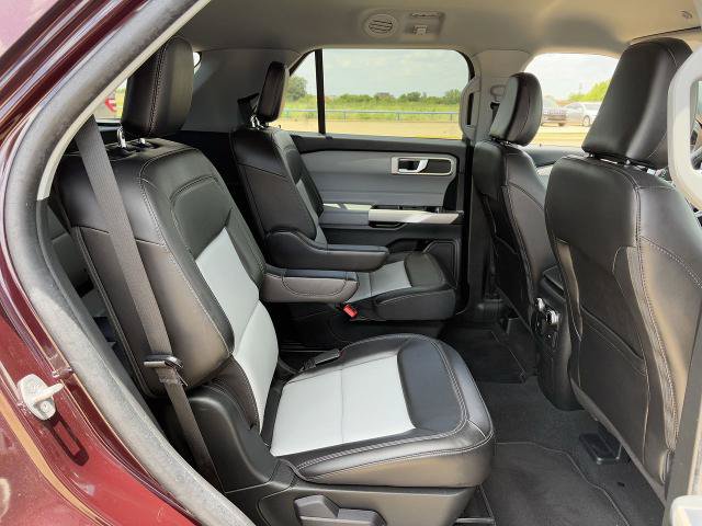 Certified 2023 Ford Explorer XLT w/ Equipment Group 202A RWD image 29