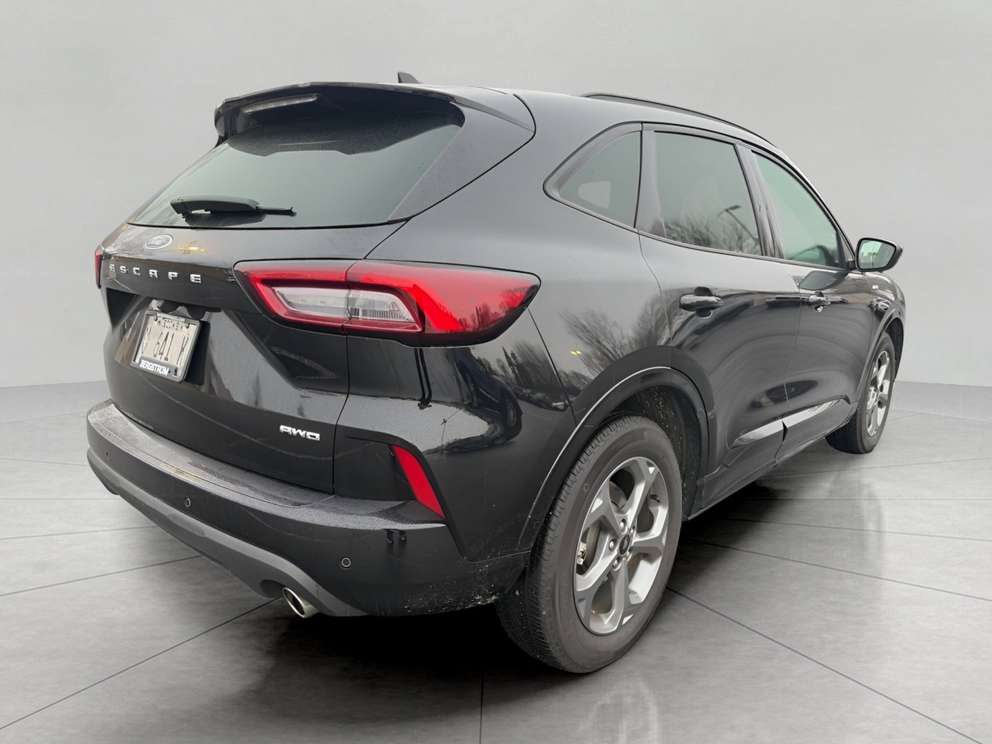 Certified 2023 Ford Escape ST-Line Select w/ Tech Pack #2 image 7