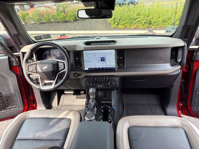 Certified 2024 Ford Bronco Wildtrak AWD/4WD image 21