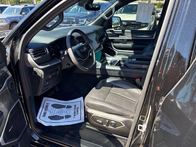 Used 2022 Jeep Wagoneer Series II AWD/4WD image 10