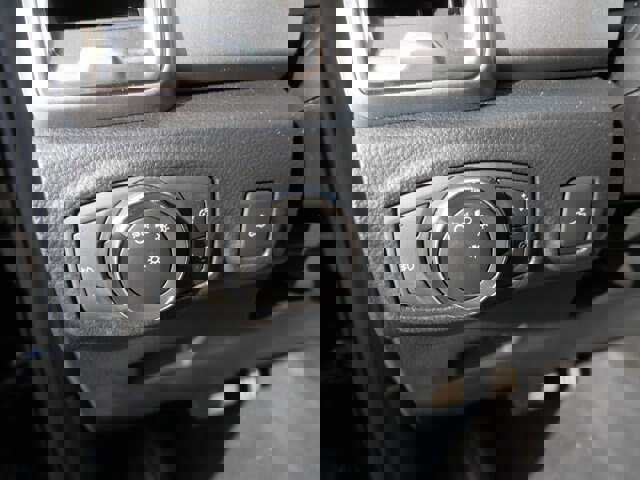 Certified 2021 Ford Ranger XLT w/ Equipment Group 301A Mid image 15