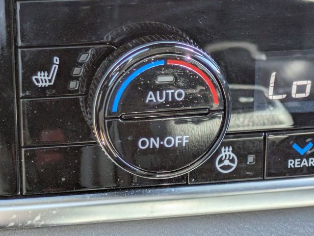Used 2023 Nissan Rogue Platinum w/ Platinum Premium Package FWD image 24