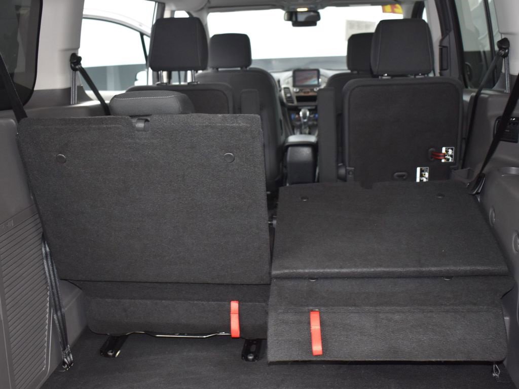 Certified 2021 Ford Transit Connect XLT image 12