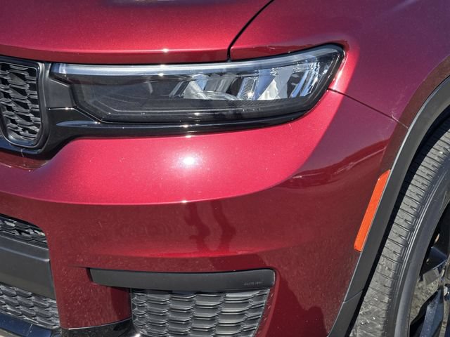 Used 2023 Jeep Grand Cherokee L Laredo RWD image 8
