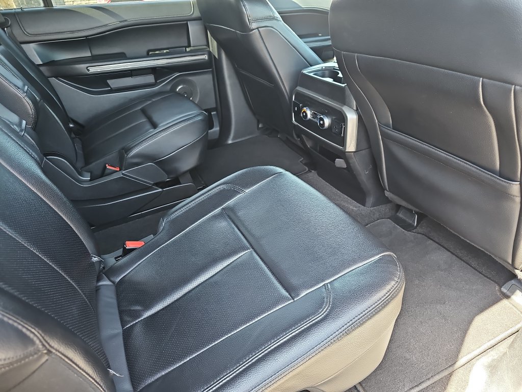 Certified 2021 Ford Expedition XLT AWD/4WD image 11