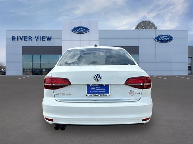Used 2017 Volkswagen Jetta SEL FWD image 5