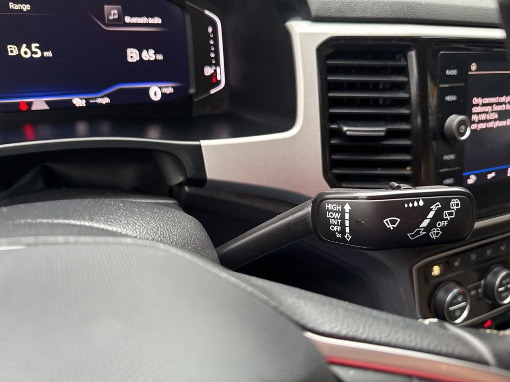 Used 2022 Volkswagen Atlas Cross Sport SE image 34