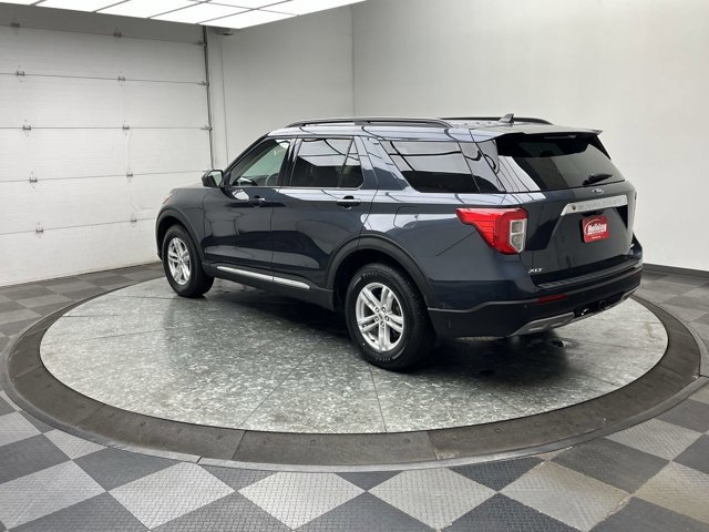 Certified 2022 Ford Explorer XLT w/ Equipment Group 202A AWD/4WD image 2