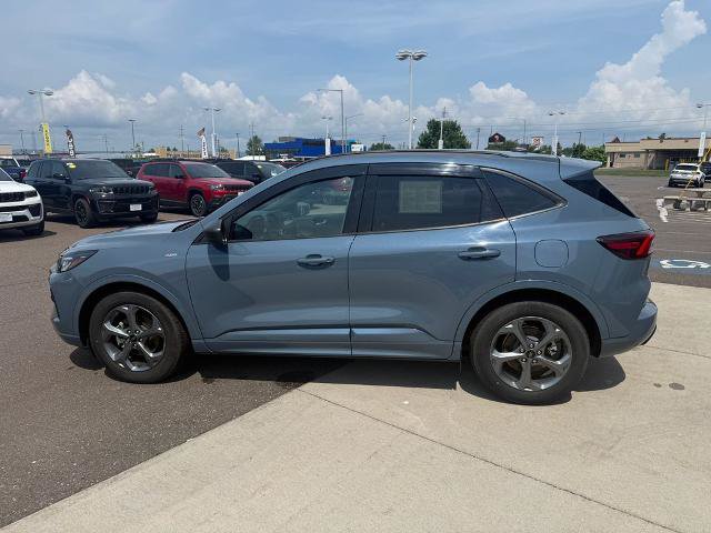 Certified 2023 Ford Escape ST-Line w/ Tech Pack #1 FWD image 4