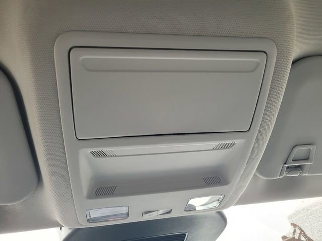 Certified 2023 Ford Escape SE w/ PHEV Premium Package image 21