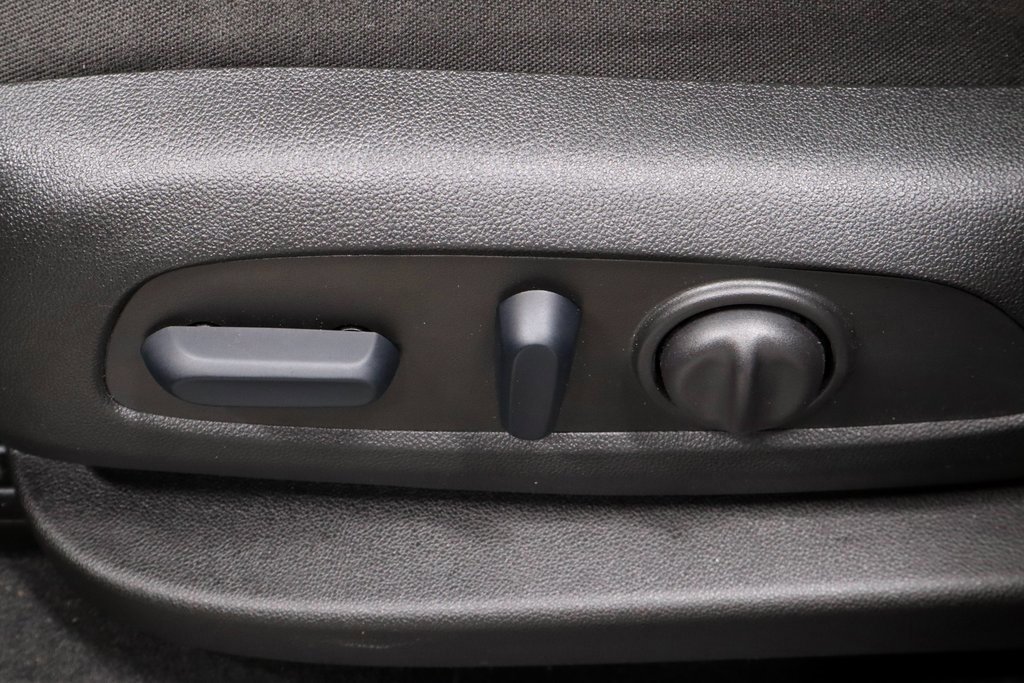 Used 2024 Chevrolet Equinox LT w/ LPO, Floor Liner Package image 24