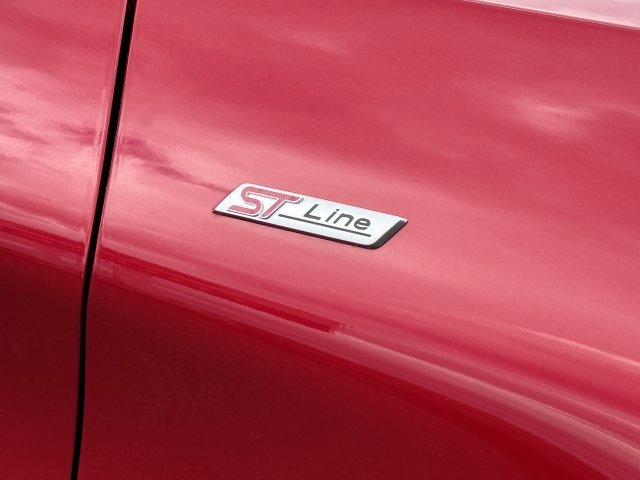 Certified 2025 Ford Explorer ST-Line w/ Premium Package image 9