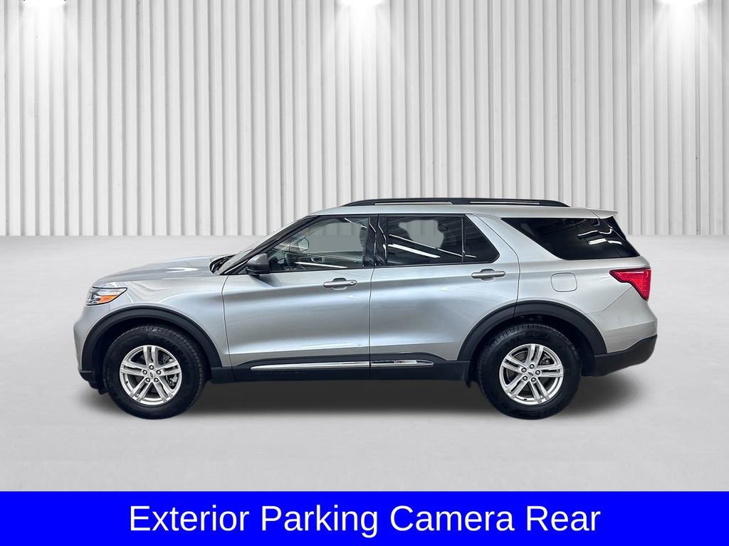 Certified 2022 Ford Explorer XLT w/ Equipment Group 202A image 7