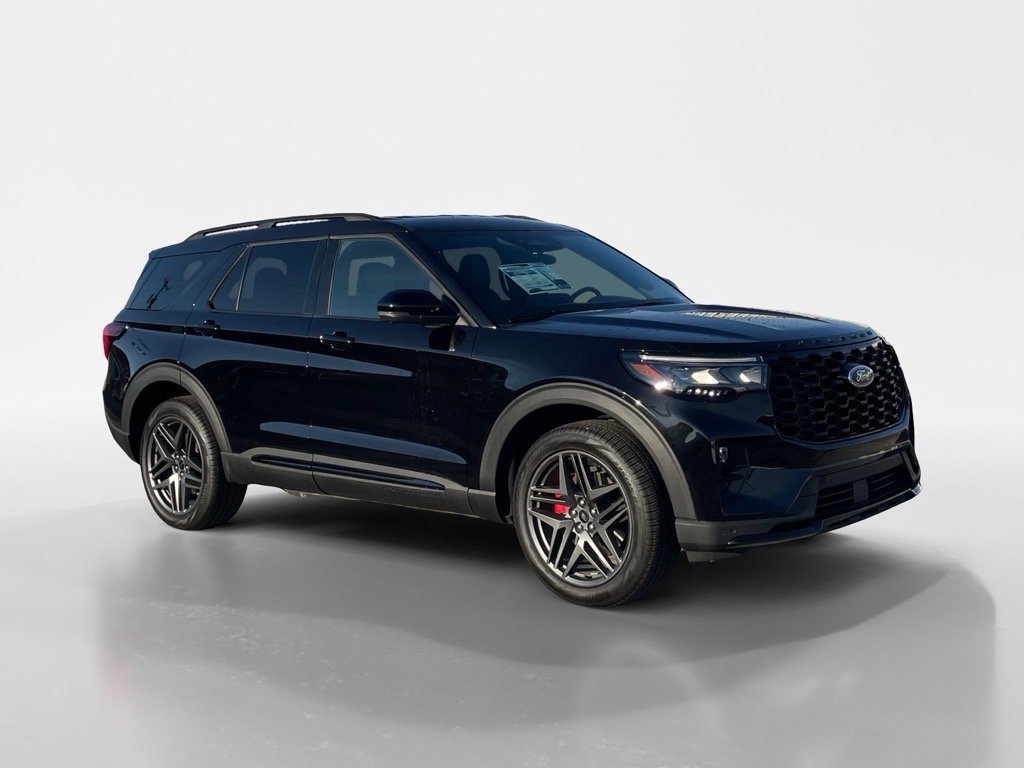Certified 2025 Ford Explorer ST-Line w/ ST-Line Street Pack image 8