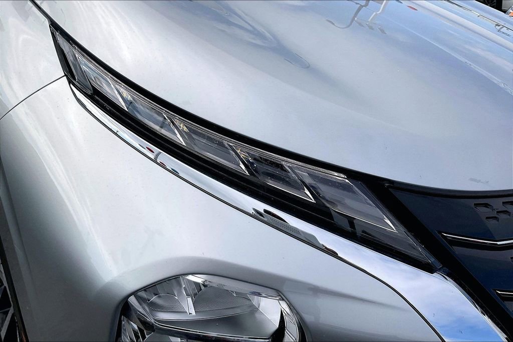 Used 2023 Mitsubishi Outlander SEL AWD/4WD image 29