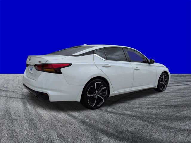 Used 2025 Nissan Altima 2.5 SR w/ SR Premium Package image 5