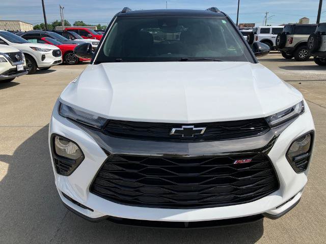 Used 2023 Chevrolet TrailBlazer RS w/ Sun and Liftgate Package FWD image 8