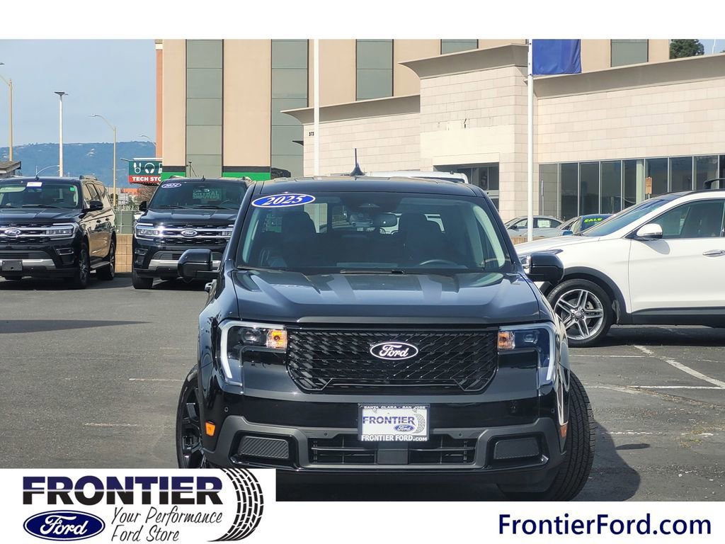 Certified 2025 Ford Maverick Lariat w/ Black Appearance Package image 5