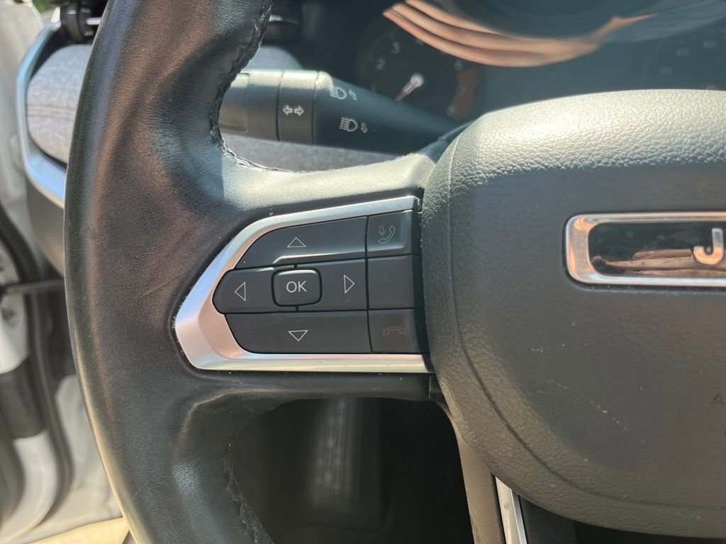 Used 2022 Jeep Compass Latitude image 35