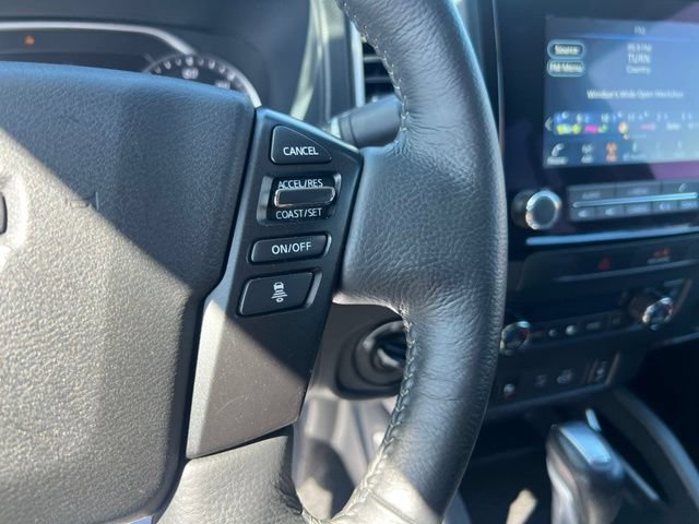 Used 2022 Nissan Frontier SV AWD/4WD image 10
