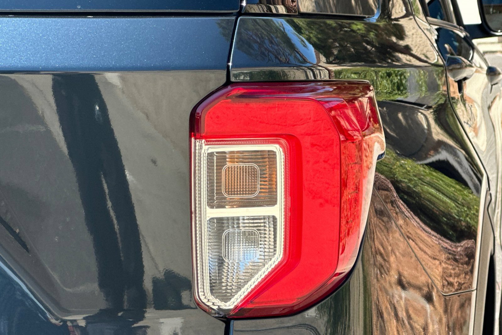 Certified 2024 Ford Explorer XLT w/ Equipment Group 202A AWD/4WD image 52