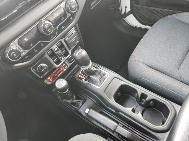 Used 2025 Jeep Wrangler Unlimited Rubicon image 19