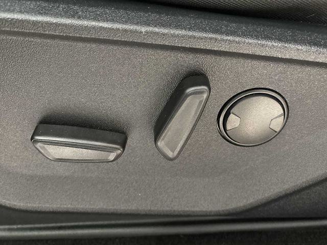 Certified 2022 Ford F150 XLT w/ Equipment Group 302A High image 32