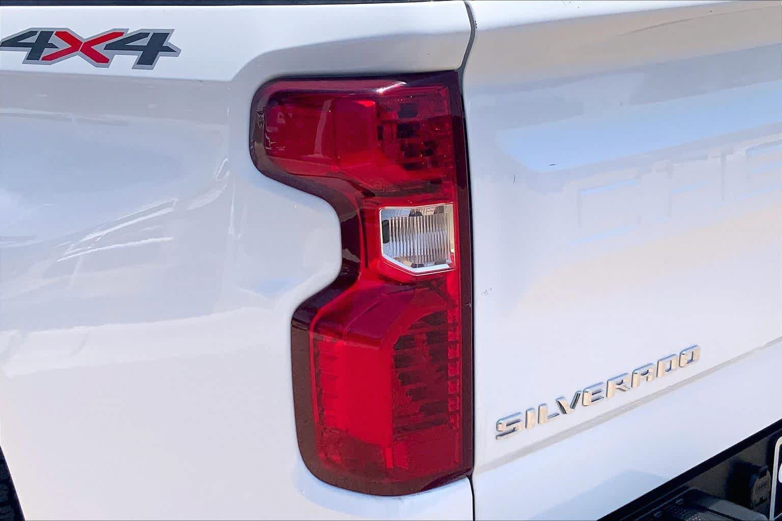 Used 2023 Chevrolet Silverado 1500 W/T w/ WT Value Package AWD/4WD image 29