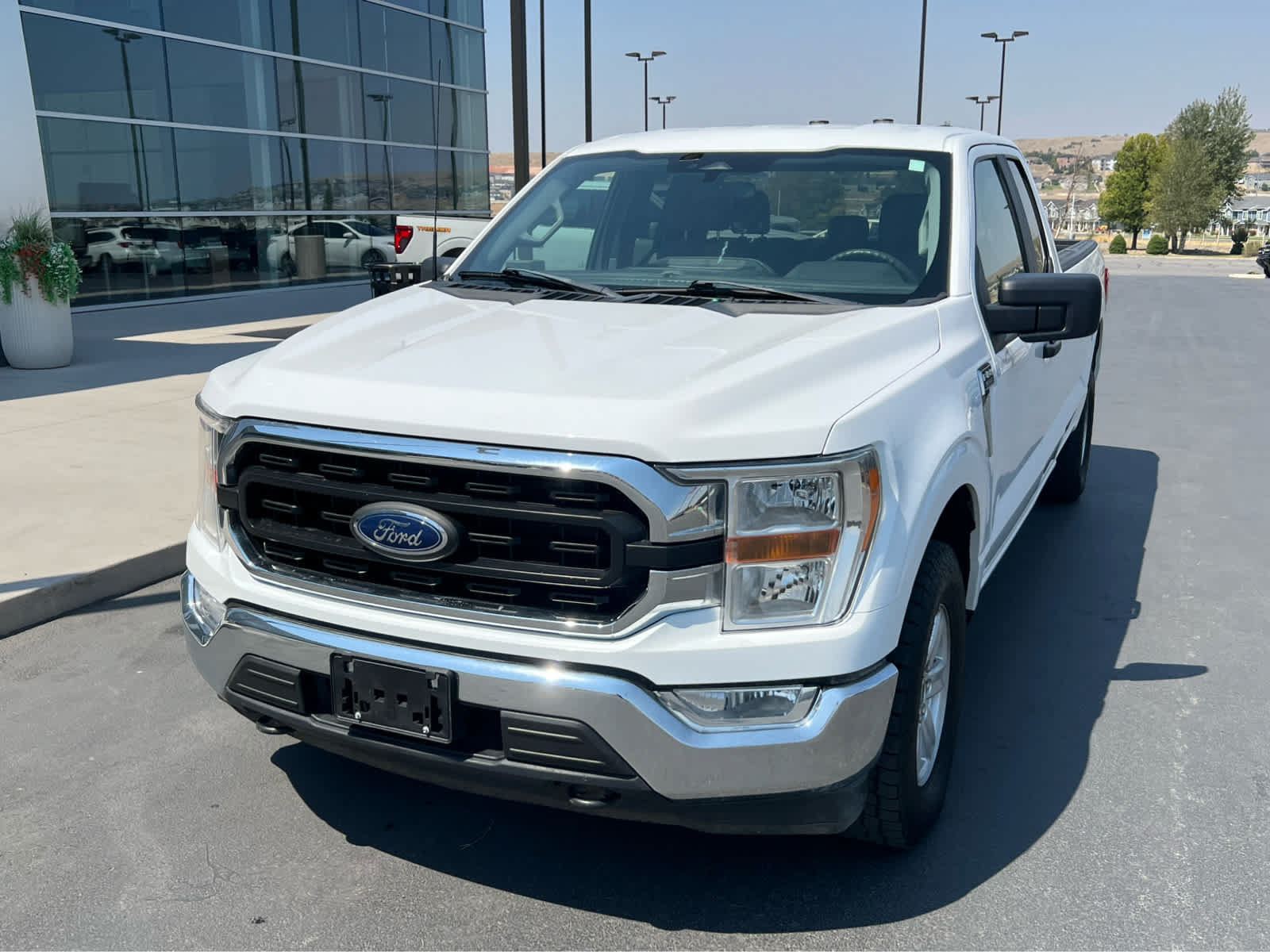 Certified 2022 Ford F150 XLT w/ Trailer Tow Package AWD/4WD image 2