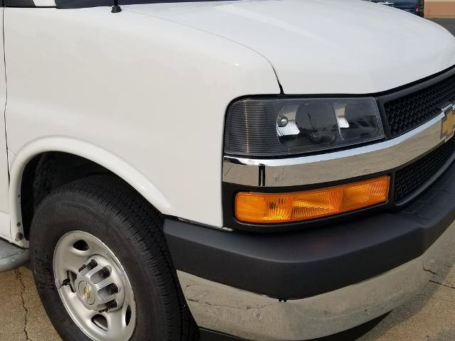 Used 2024 Chevrolet Express 2500 w/ Driver Convenience Package RWD image 12