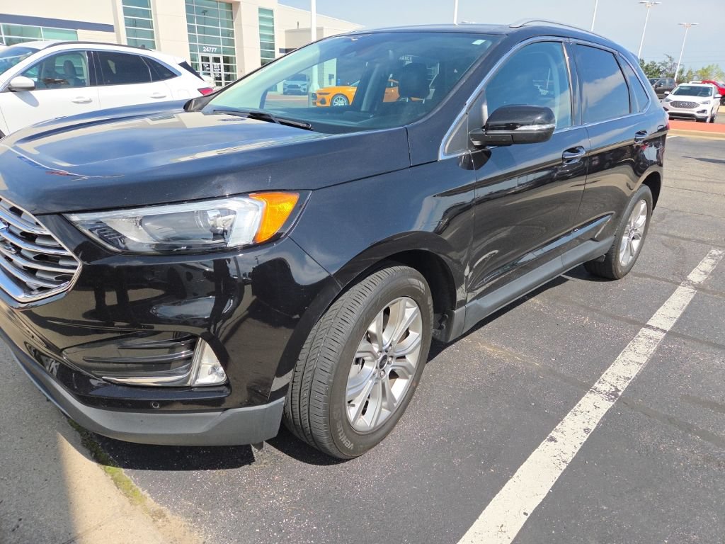 Certified 2024 Ford Edge Titanium AWD/4WD image 1