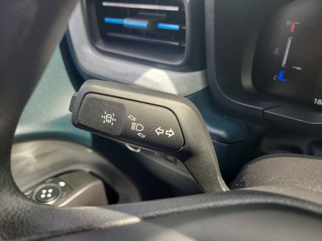 Certified 2025 Ford Maverick XLT FWD image 29