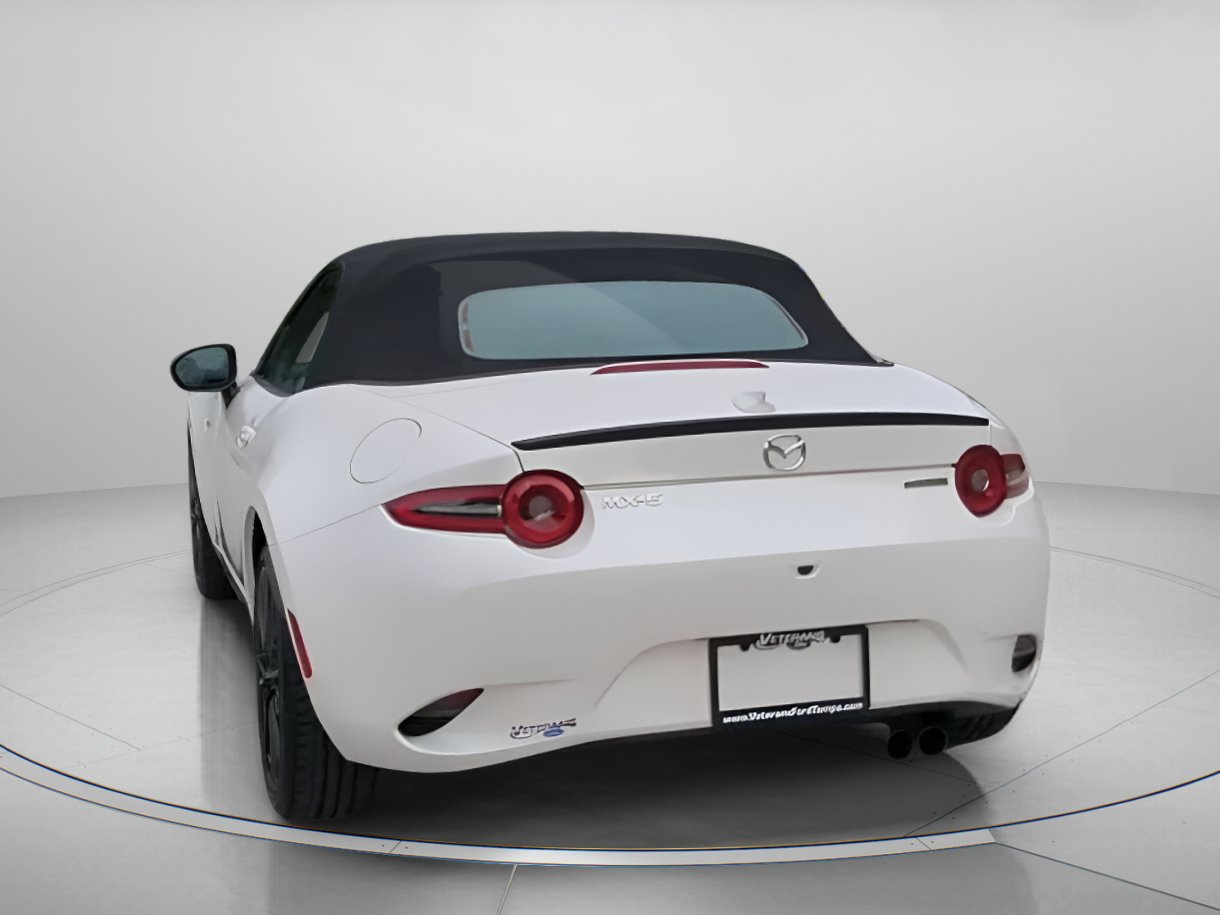 Used 2024 MAZDA MX-5 Miata Club RWD image 23
