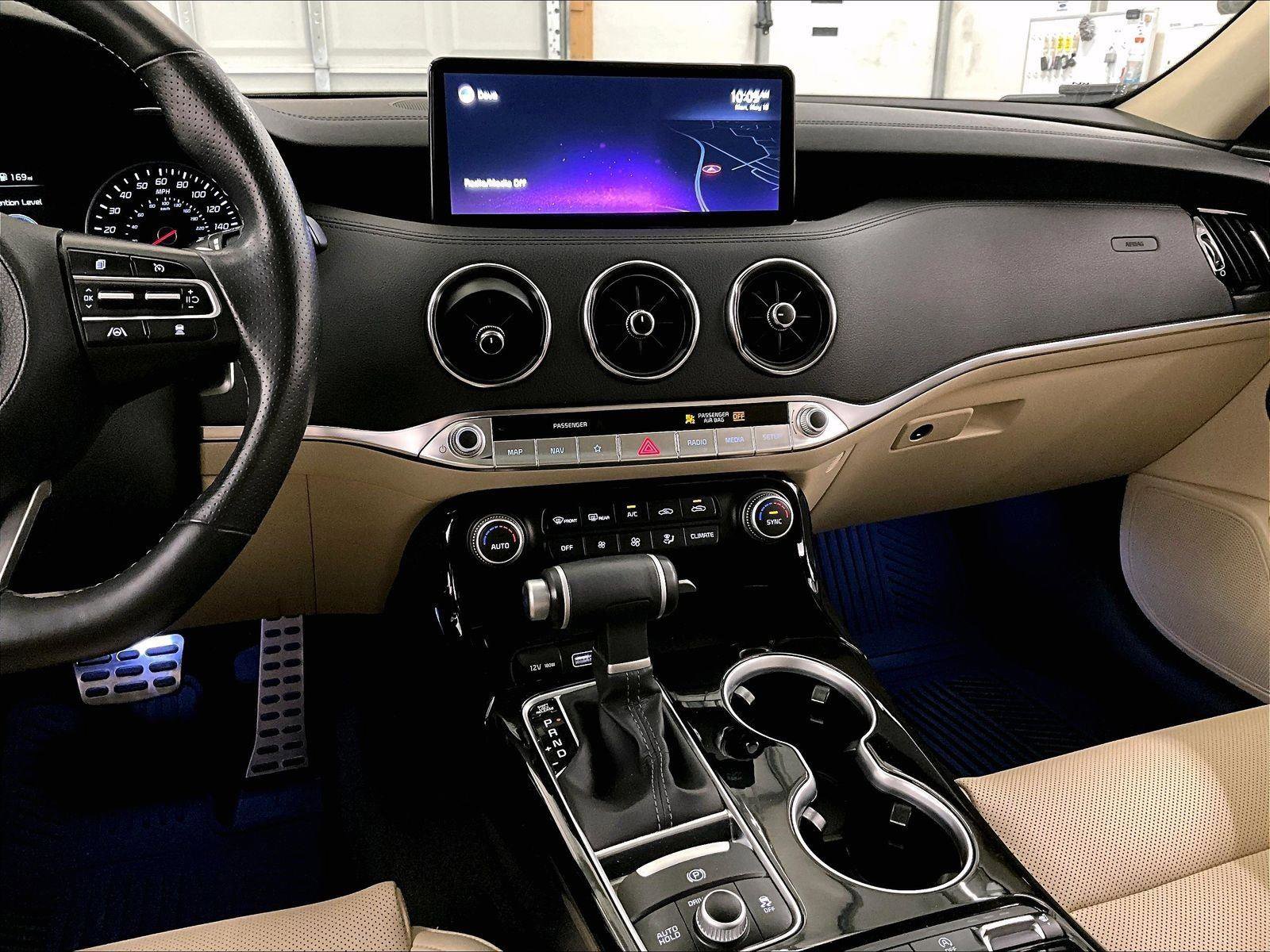 Used 2022 Kia Stinger GT-Line w/ Sun & Sound Package AWD/4WD image 6