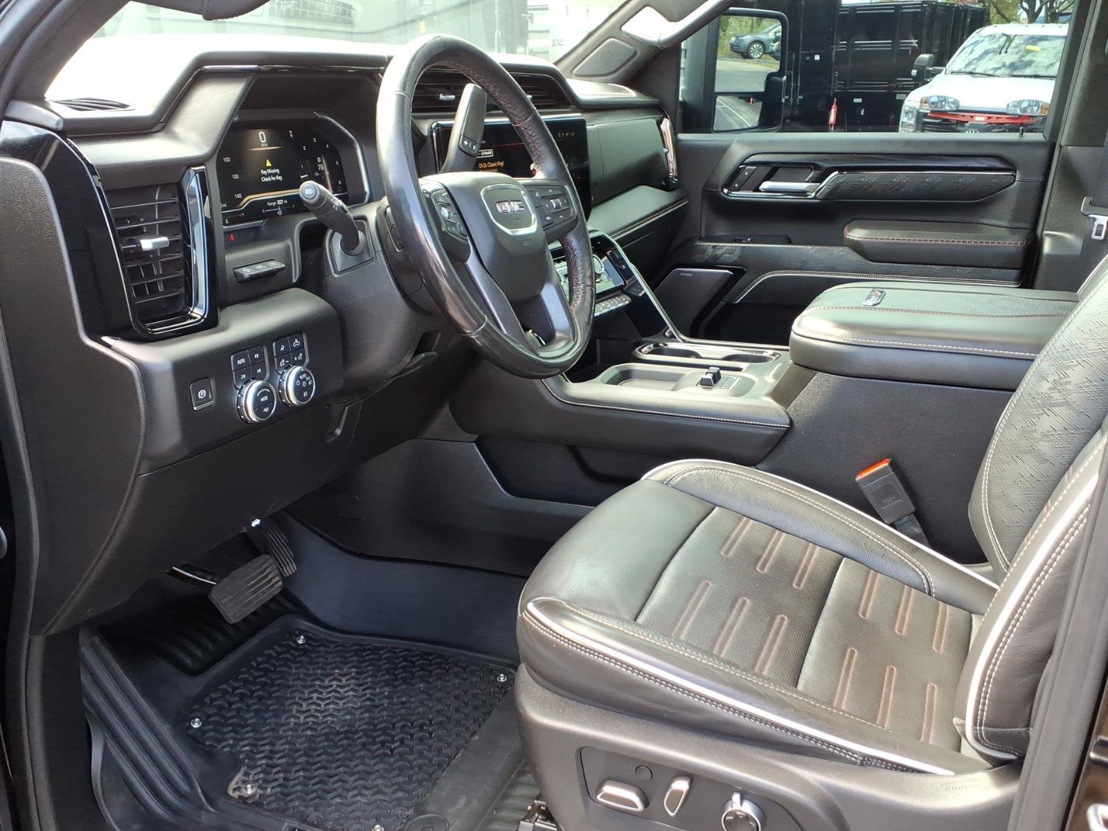 Used 2024 GMC Sierra 2500 AT4X AWD/4WD image 13