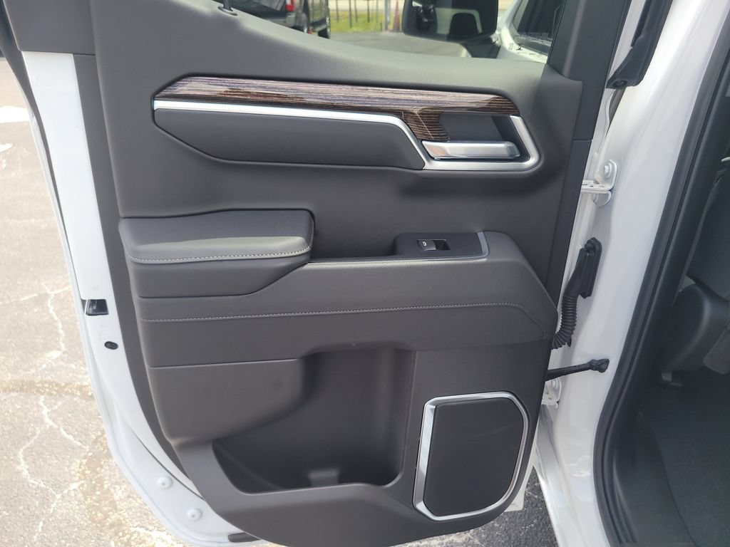 Used 2026 GMC Sierra 1500 Elevation AWD/4WD image 9