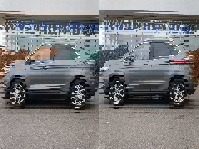 Certified 2022 Ford Edge SEL w/ Convenience Package image 8