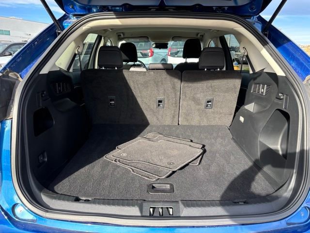 Certified 2021 Ford Edge SE image 18