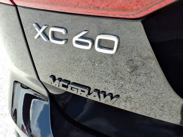 Used 2023 Volvo XC60 B5 Core FWD image 10